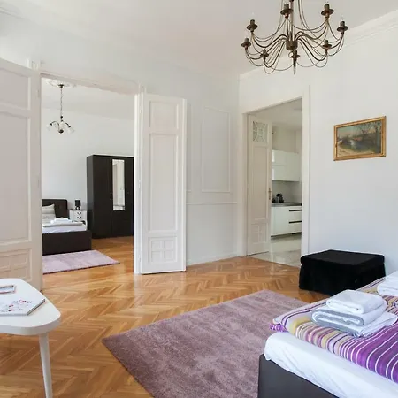 Chic & Charm Budapest