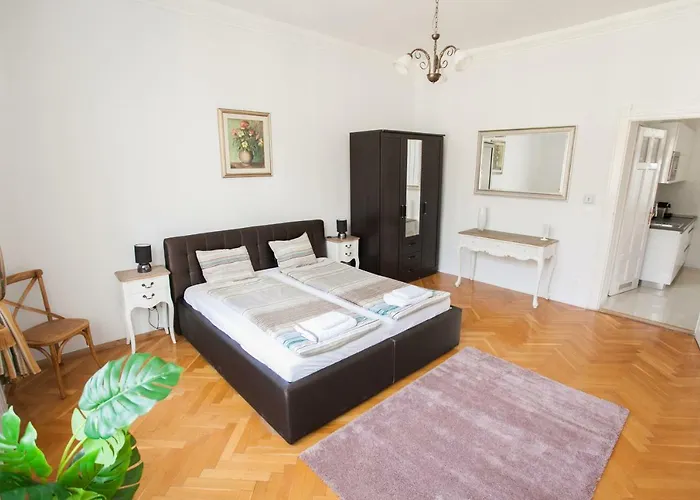 Chic & Charm Apartament