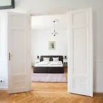 Chic & Charm Budapeste