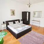 Chic & Charm Apartamento