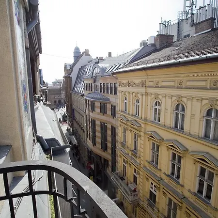 Chic & Charm Budapešť